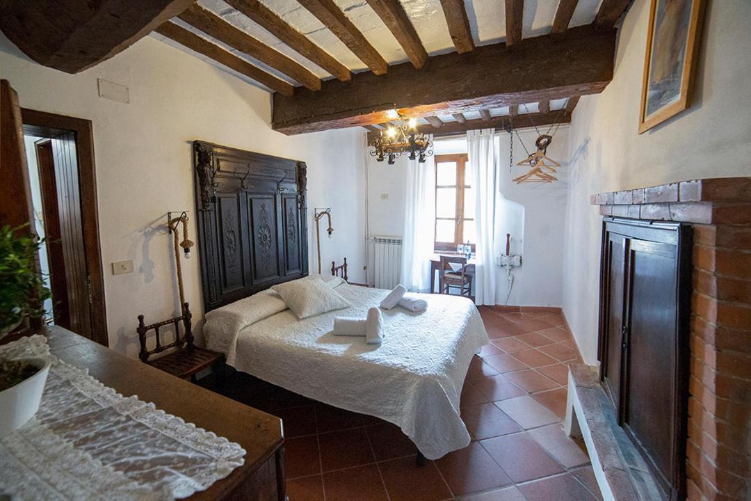 Dulcis In Borgo Bed & Breakfast Santa Lucia  Exterior photo